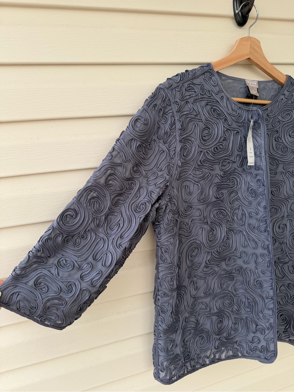 NWT Chico's Sculpted Swirl Jacket in Soft Gray - Picture 5 of 7